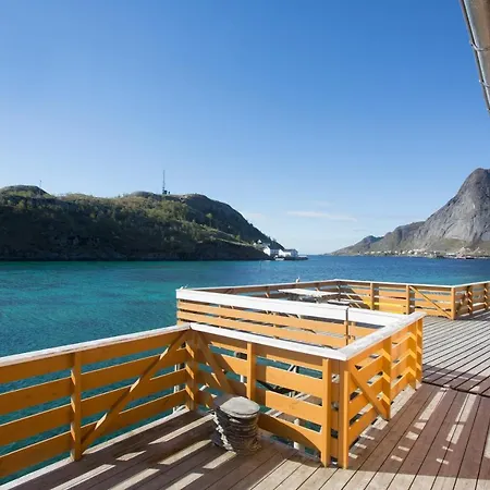 منتزه العطل Sakrisoy Rorbuer 3*