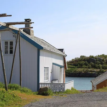 Sakrisoy Rorbuer Holiday park 3*