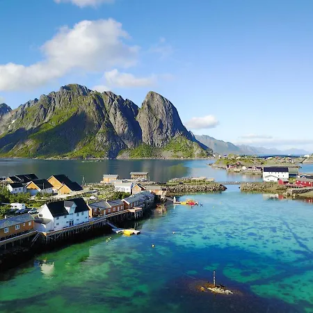 Sakrisoy Rorbuer منتزه العطل 3*