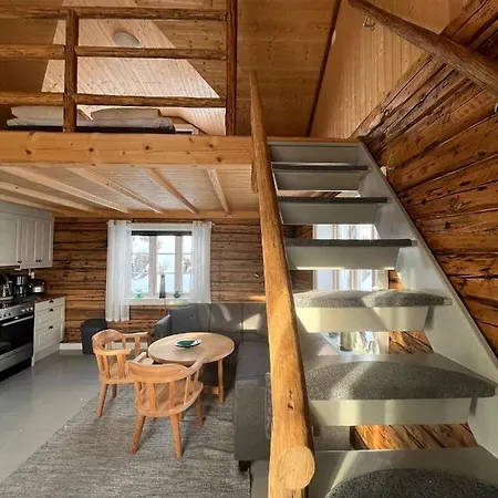 Sakrisoy Rorbuer منتزه العطل 3*