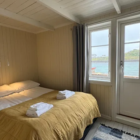 Holiday park Sakrisoy Rorbuer Reine