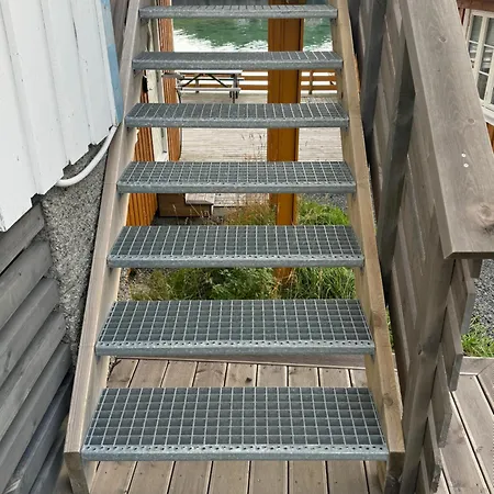 Sakrisoy Rorbuer 3* راين