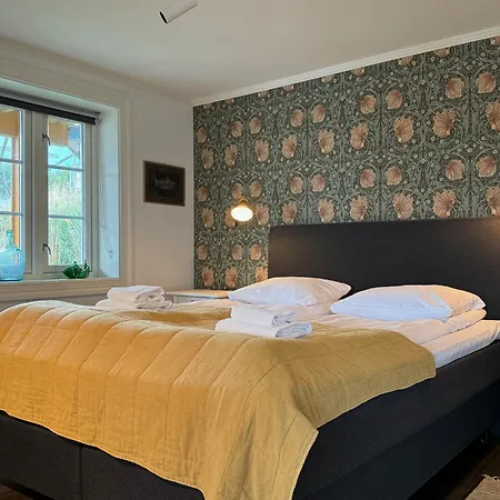 Sakrisoy Rorbuer Holiday park 3*