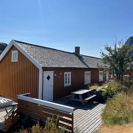 Sakrisoy Rorbuer Holiday park