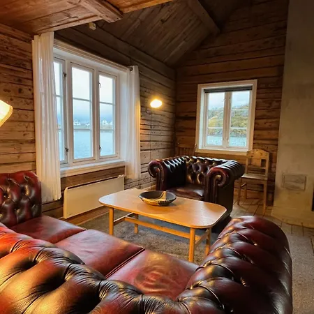 Sakrisoy Rorbuer Holiday park