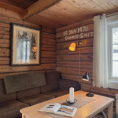 Holiday park Sakrisoy Rorbuer Reine