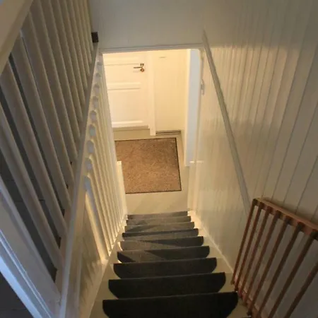 Sakrisoy Rorbuer راين