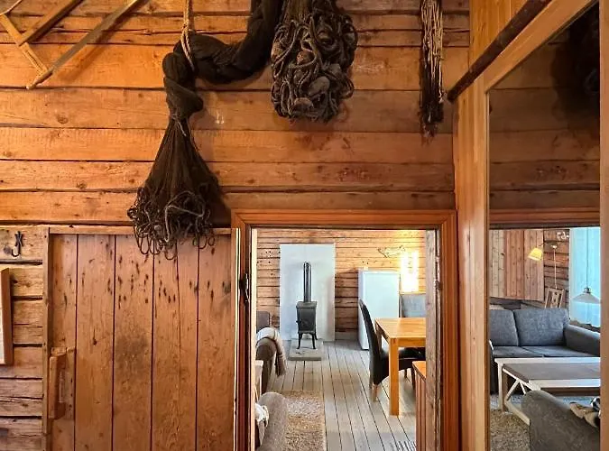 Üdülőpark Sakrisoy Rorbuer Reine