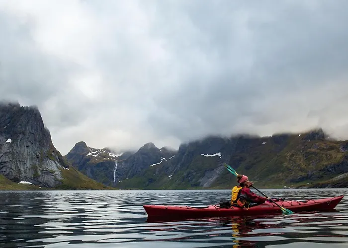 Sakrisøy Rorbuer Ferieparker Reine