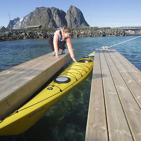 홀리데이파크 Sakrisoy Rorbuer