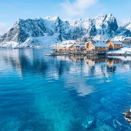 Sakrisoy Rorbuer 홀리데이파크 3*